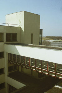 Sanatooriumi Tervis laiendus Pärnus / Sanatorium “Tervis” in Pärnu. Valminud / Completed 1976